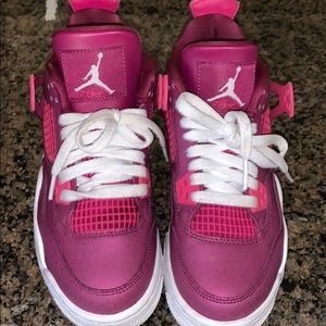 Jordan retro 4s